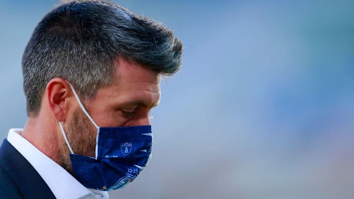 Paulo Pezzolano en un partido del Pachuca.