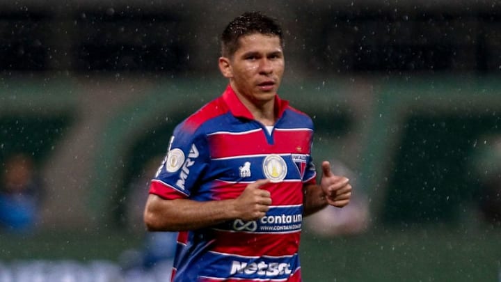 Osvaldo foi um dos destaques do Fortaleza contra o Guarany de Sobral.