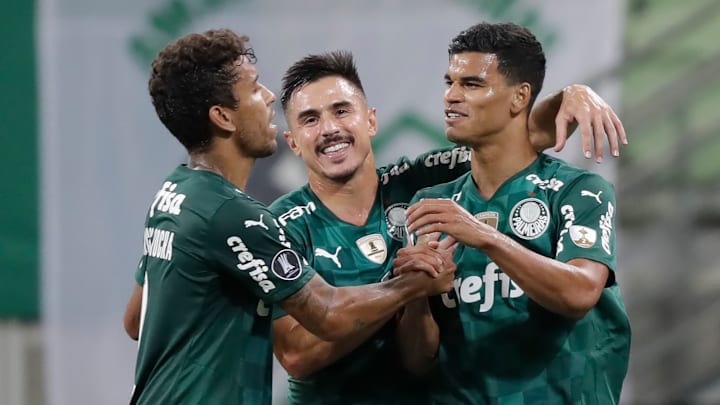 Verdão aplicou 5 a 0 no Del Valle e tem 100% na Libertadores Verdão aplicou 5 a 0 no Del Valle e tem 100% na Libertadores