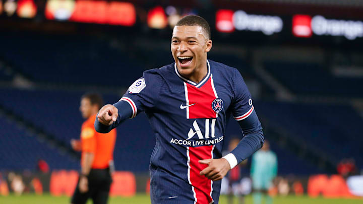 Paris Saint-Germain v Angers SCO - Ligue 1 Paris Saint-Germain v Angers SCO - Ligue 1