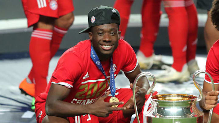 Paris Saint-Germain v Bayern Munich - UEFA Champions League Final
