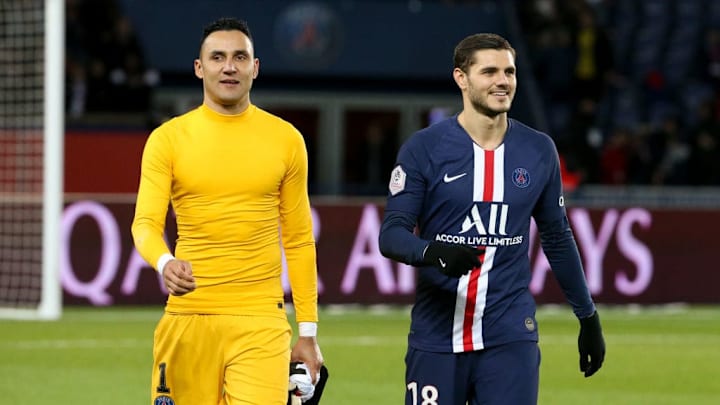 Paris Saint-Germain v Dijon FCO - Ligue 1