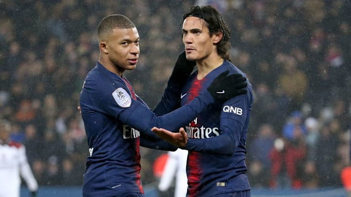 Paris Saint-Germain v EA Guingamp - Ligue 1