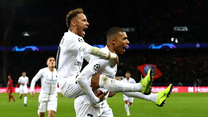 Neymar y Mbappé son el ataque del París Saint-Germain
