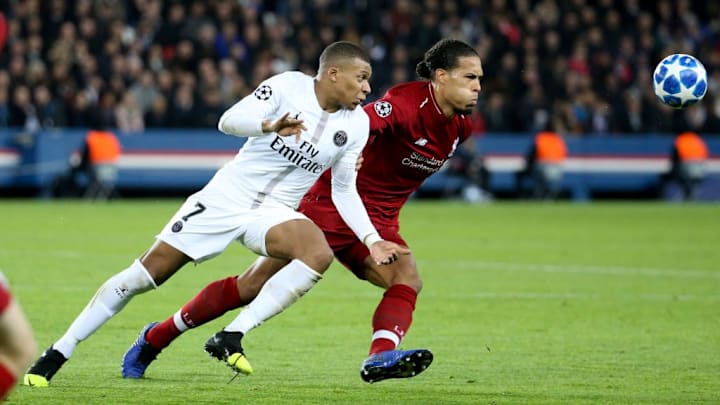 Mbappé jugando, en Champions, frente al Liverpool