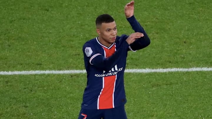Paris Saint-Germain v Montpellier HSC - Ligue 1