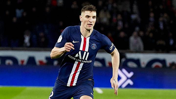 Paris Saint-Germain v Olympique Lyon - Ligue 1 Paris Saint-Germain v Olympique Lyon - Ligue 1