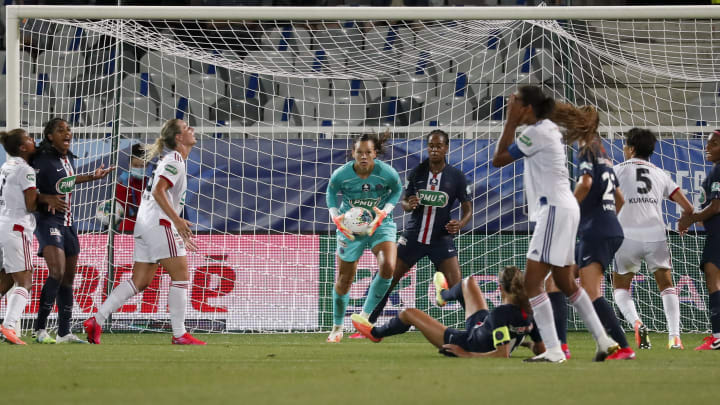 Decisão! PSG e Lyon se enfrentam pela partida de ida das quartas de final da Champions League Feminina 2020/21. Decisão! PSG e Lyon se enfrentam pela partida de ida das quartas de final da Champions League Feminina 2020/21.