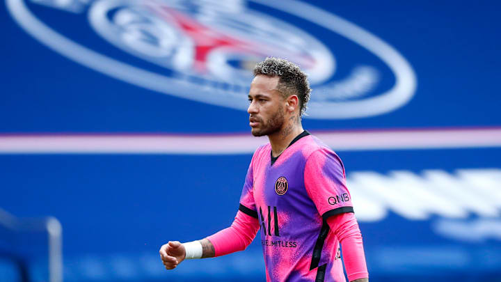 Neymar est prêt à mourir sur le terrain contre Manchester City Neymar est prêt à mourir sur le terrain contre Manchester City