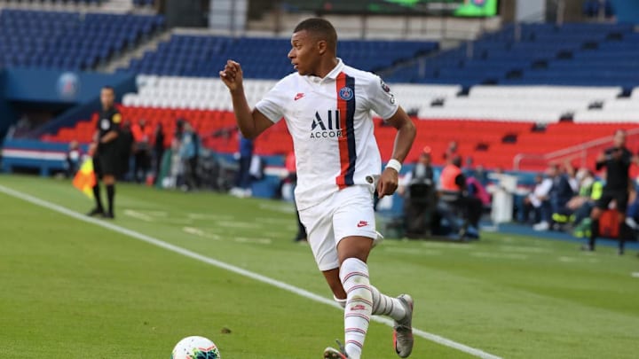 Paris Saint Germain v Waasland Beveren - Friendly match