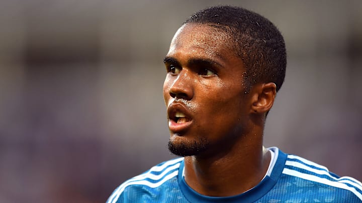 Ele chegou! Douglas Costa é relacionado e pode estrear pelo Grêmio. Ele chegou! Douglas Costa é relacionado e pode estrear pelo Grêmio.