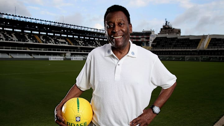 Pele At Stadium Vila Belmiro