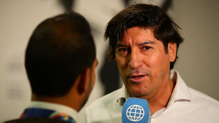 Zamorano fue a buscar una nueva solución luego de perder todo