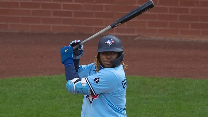 Guerrero Jr. ha tenido una brutal ofensiva en sus primeros juegos con Leones del Escogido en 2020