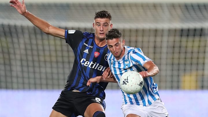Lorenzo Lucca (Pisa) contro Tripaldelli (Spal)