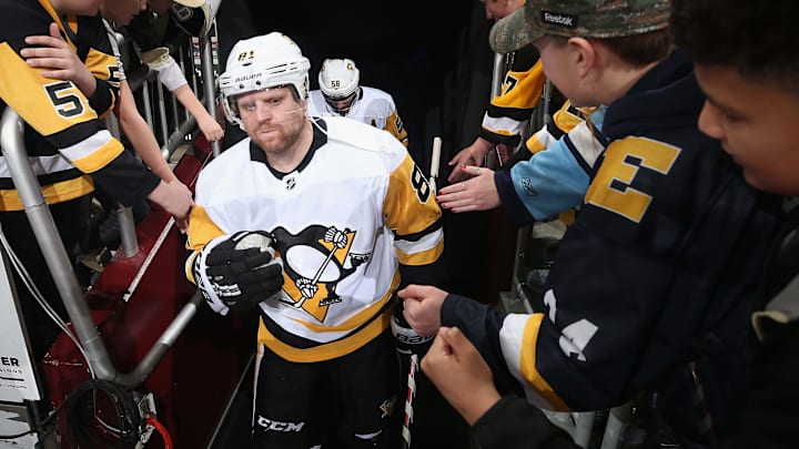 Pittsburgh Penguins v Arizona Coyotes Pittsburgh Penguins v Arizona Coyotes