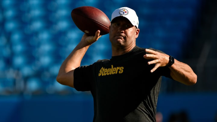 Pittsburgh Steelers v Carolina Panthers Pittsburgh Steelers v Carolina Panthers