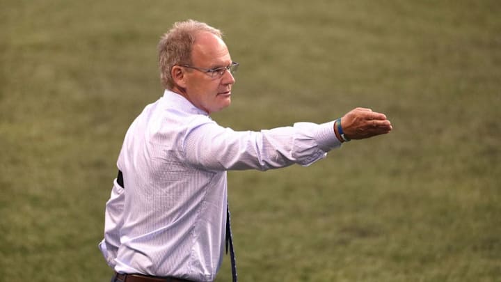 Brian Schmetzer tomó el mando del primer equipo en el 2016.