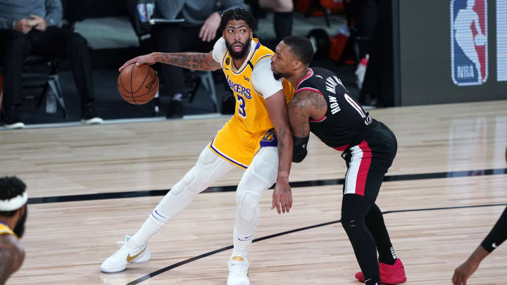 El ala pívot de los angelinos no pudo evitar la caída de su equipo ante los Blazers en el primer juego de los playoffs