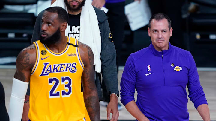 Frank Vogel habló de la lesión de LeBron James