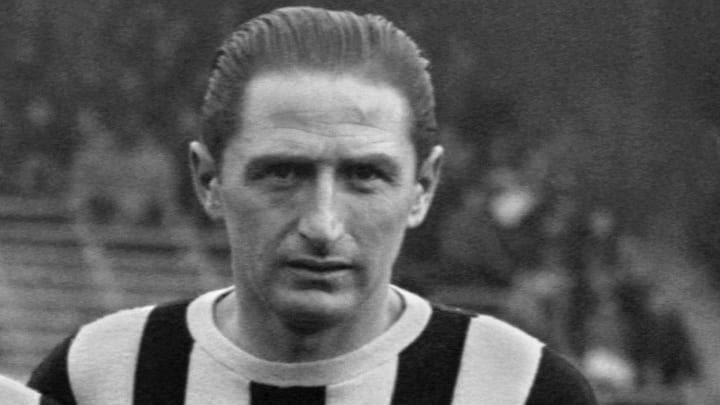 Portrait of Juventus Turin's forward Silvio Piola