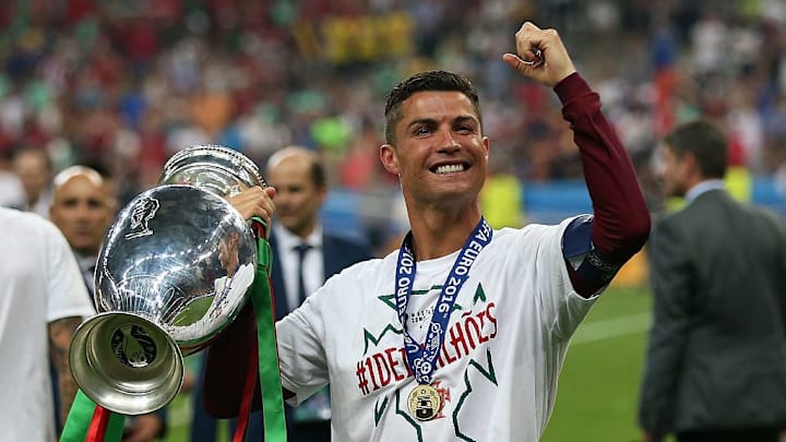 CR7 con su tan deseada Eurocopa