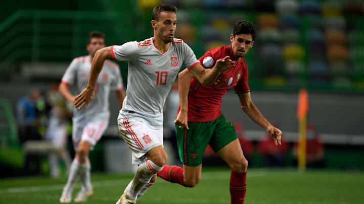 Canales conduce en su debut con la selección española