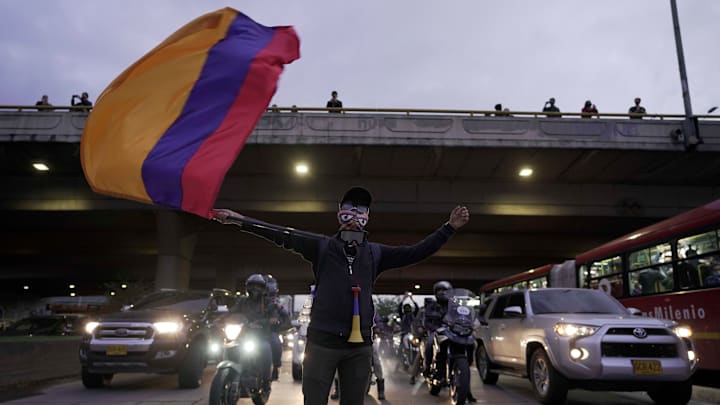 Siguen las protestas en COLOMBIA