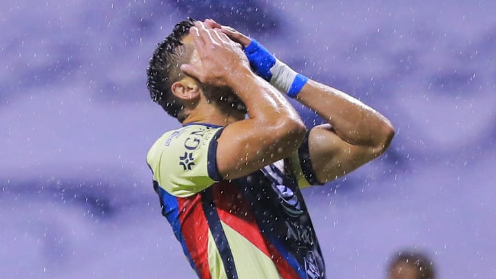 Henry Martín no pudo marcar en ninguno de los Clásicos.