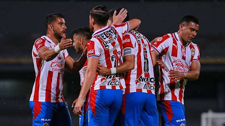 Chivas no pudo sacar la victoria en Ciudad Universitaria. Chivas no pudo sacar la victoria en Ciudad Universitaria.