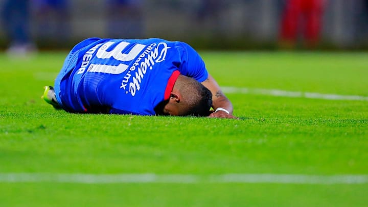 Cruz Azul fue eliminado del Guard1anes 2020 en semifinales teniendo cuatro goles de ventaja 