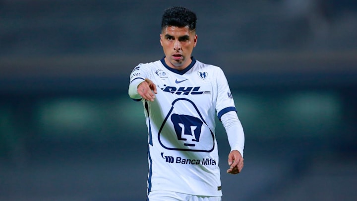 El jugador de los Pumas UNAM Leonel López.
