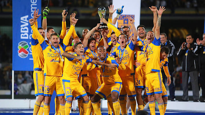 Pumas UNAM v Tigres UANL - Playoffs Apertura 2015 Liga MX