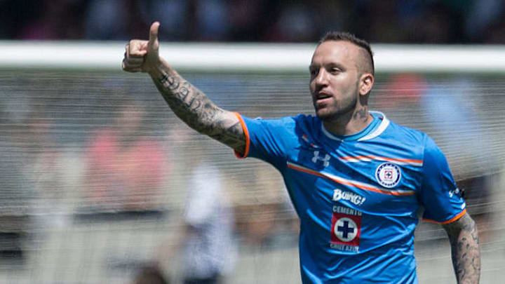 Pumas v Cruz Azul - Clausura 2016 Liga MX