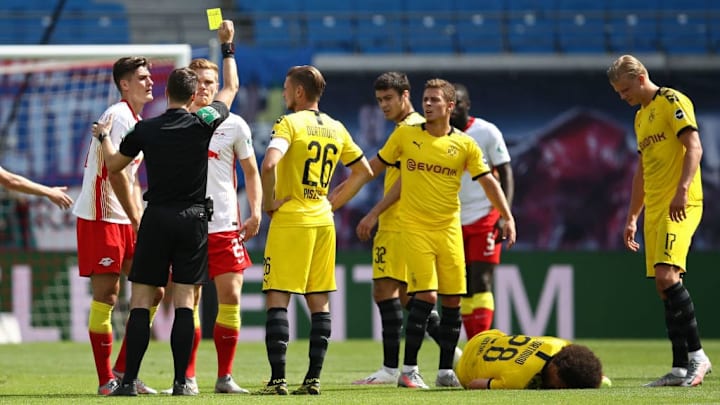 Schick sah für ein brutales Foul an Witsel nur die gelbe Karte