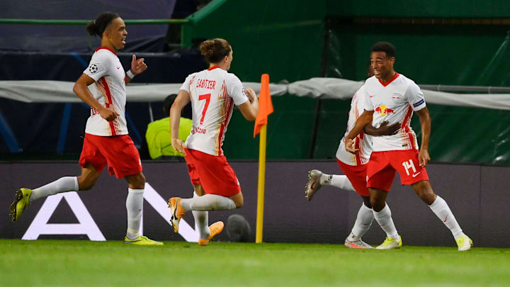 Tyler Adams remató, la pelota se desvió en Savic y Leipzig eliminó al Atlético de Madrid. Tyler Adams remató, la pelota se desvió en Savic y Leipzig eliminó al Atlético de Madrid.
