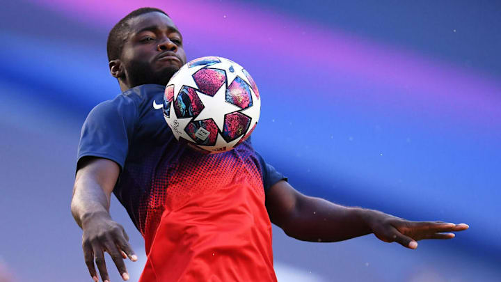 Bis 2023 bleibt Dayot Upamecano bei den Roten Bullen 