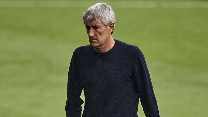 Quique Setien is under pressure at Camp Nou