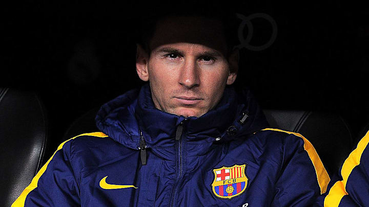 Messi arrancó desde el banquillo el clásico de noviembre de 2015