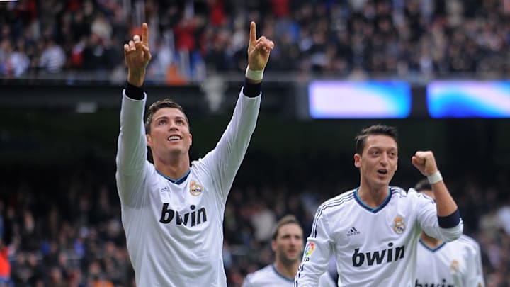 Cristiano Ronaldo dan Mesut Ozil Cristiano Ronaldo dan Mesut Ozil