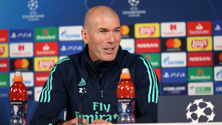 Zinedine Zidane en rueda de prensa Zinedine Zidane en rueda de prensa