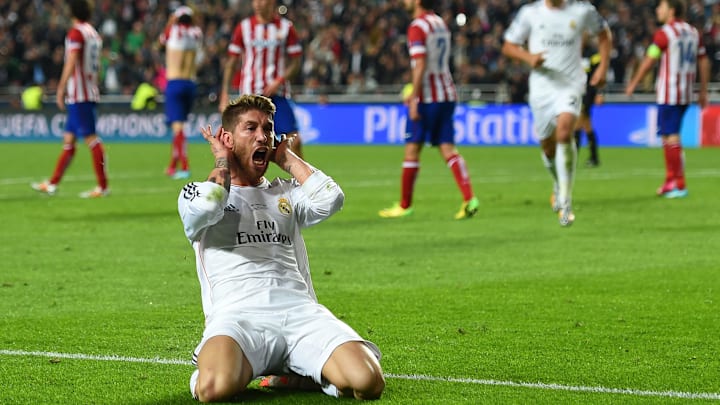Sergio Ramos se convirtió ayer en el madridista con más derbis