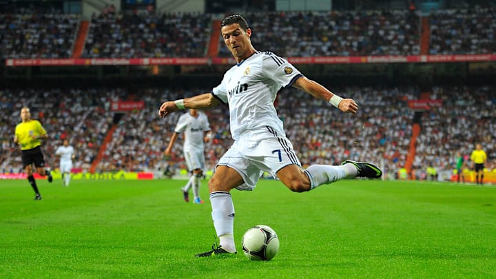 Real Madrid v Barcelona - Supercopa