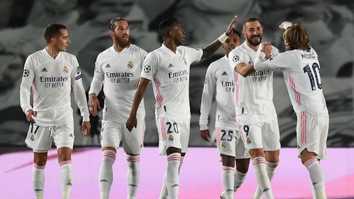 Real Madrid v Borussia Moenchengladbach: Group B - UEFA Champions League