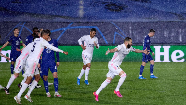 Karim Benzema mencetak gol penyeimbang Real Madrid saat melawan Chelsea Karim Benzema mencetak gol penyeimbang Real Madrid saat melawan Chelsea