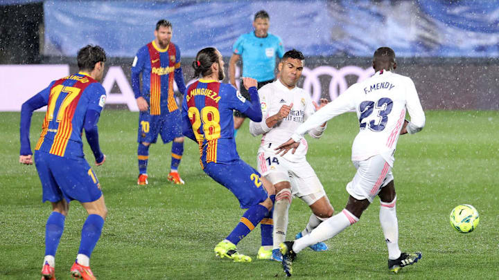 Oscar Mingueza, Casemiro
