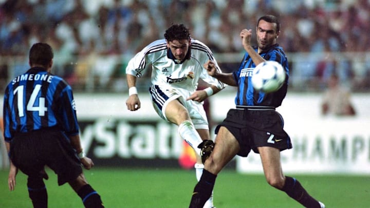 Real Madrid v Inter Milan - UEFA Champions League Group C