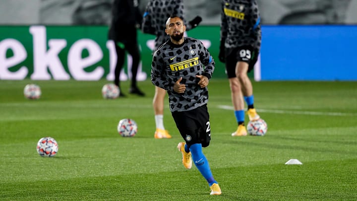 Arturo Vidal pierde una vez más frente al Real Madrid, esta vez jugando para el Inter Arturo Vidal pierde una vez más frente al Real Madrid, esta vez jugando para el Inter