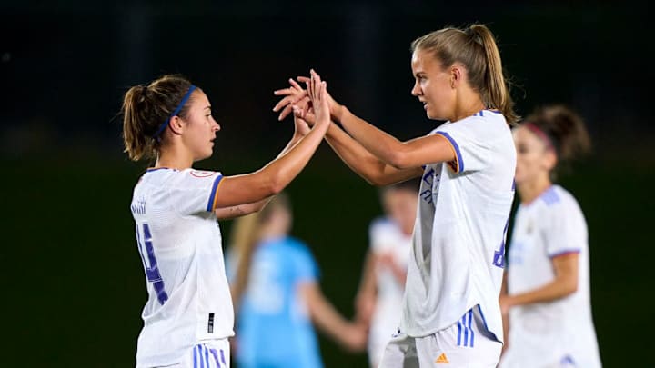 Nahikari Garcia, Caroline Moller