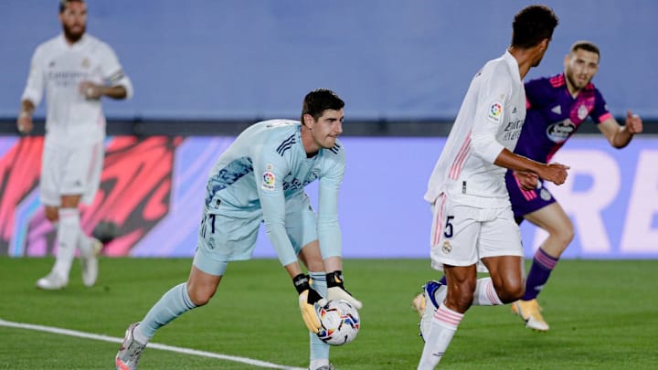 Courtois ataja un balón en el encuentro contra el Valladolid